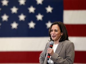 Kamala Harris Sebut Trump Gagal Menangani Corona di AS