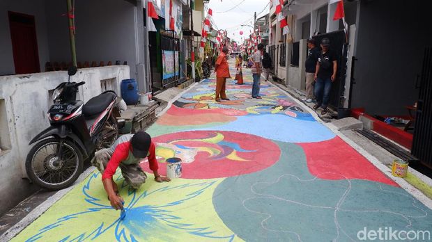 Kampung warna warni di Bandung jelang agustusan