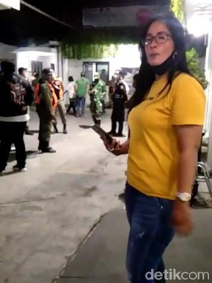 keluarga jenazah covid-19 marah di RS Muji Rahayu