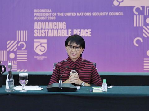 Menlu Retno Marsudi.