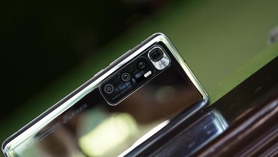 Melihat Lebih Dekat Mi 10 Ultra, Ponsel dengan Zoom 120x