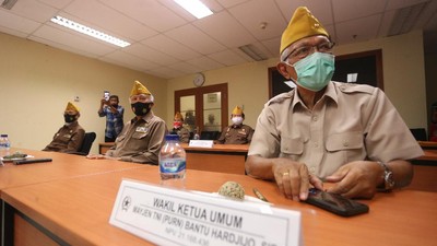 Para Veteran Nasional Terima Bantuan