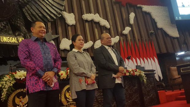persiapan sidang tahunan DPR/MPR, protokol kesehatan covid-19, dpr, dekorasi dpr, dekorasi sidang tahunan mpr, dekorasi hut ri di dpr, ketua mpr, ketua dpd, ketua dpr, bamsoet puan la ode
