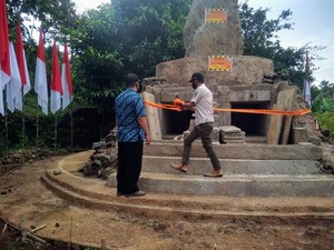 IMB Terbit, Segel Bakal Makam Sesepuh Sunda Wiwitan di Kuningan Dibuka