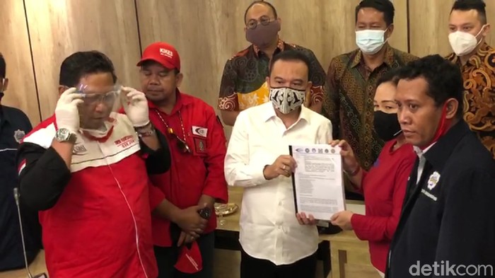 Pimpinan DPR RI menerima perwakilan massa demo Konfederasi Serikat Buruh Sejahtera Indonesia (KSBSI). (Zunita Amalia Putri/detikcom)