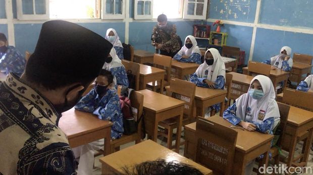 Sekolah di Padang Panjang mulai berlakukan belajar tatap muka