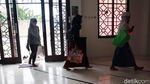 Foto Semangat Anak-anak Belajar Online di Masjid