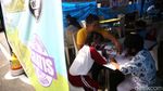 Senangnya Pelajar Dapat WiFi Gratis di Tenda Pintar