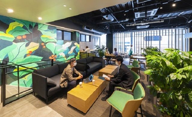 Starbucks Jepang Hadirkan Fasilitas Kerja Sambil Nongkrong