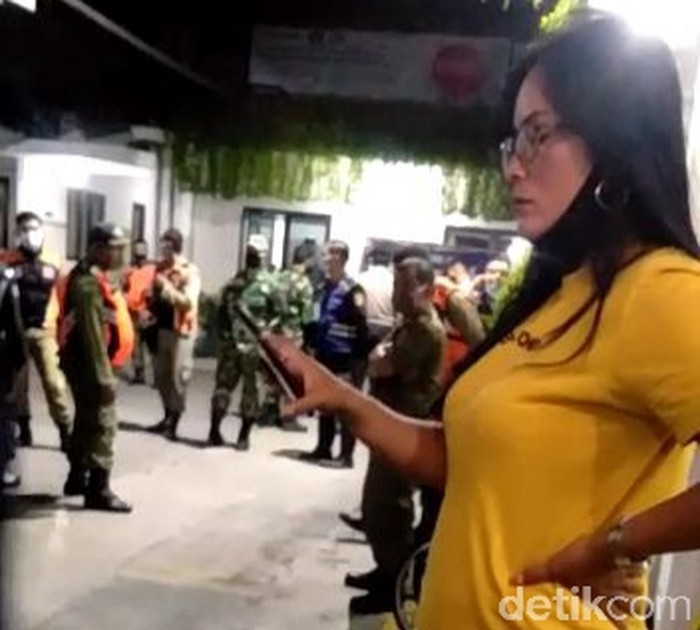 Tak Terima Jenazah Disebut Meninggal COVID-19, Satu Keluarga di Surabaya Geruduk Rumah Sakit