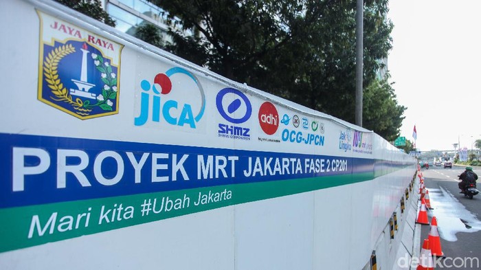 Tembus Monas hingga Kota Tua, MRT Fase II Mulai Digarap Pembangunan proyek Moda Raya Terpadu (MRT) fase II sudah mulai berjalan. Proyek ini akan menyambung Bundaran HI hingga Kota Tua.