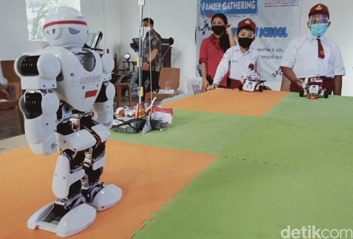 Upacara robot