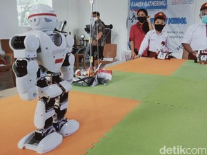 Begini Jalannya Upacara Kemerdekaan RI ke-75 Oleh Robot di Klaten