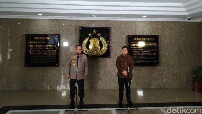Wakapolri Komjen Gatot bersama Menteri BUMN Erich Thohir (Sachril Agustin Berutu/detikcom)