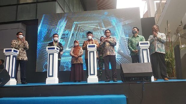 Wali Kota Idris Resmikan JPO Baru di KOta Depok