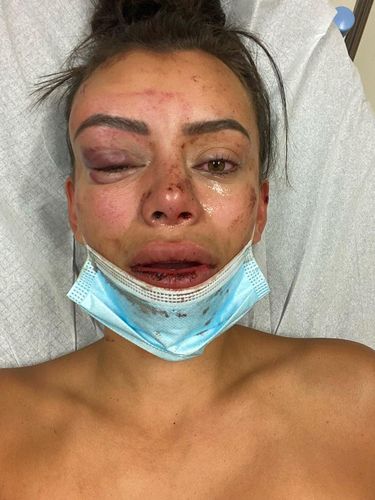 Yasmine Pierards Yasmine Pierards