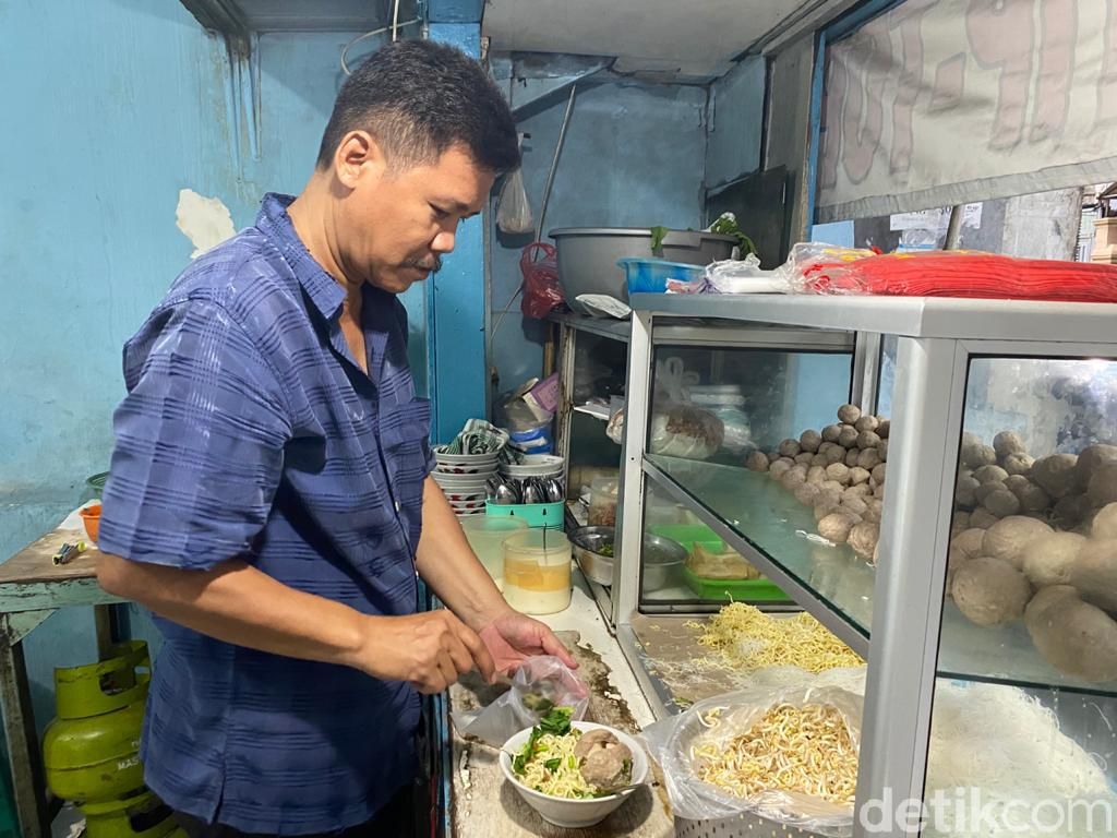 Bakso Tip Top Enak di Kemanggisan