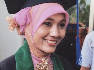 Kisah Wanita Aceh Dapat Beasiswa di Harvard untuk Mengajar Bahasa Indonesia