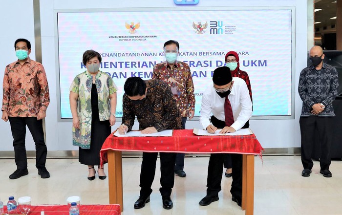 Kementerian Koperasi dan UKM bersama Kementerian BUMN berkolaborasi dalam upaya membantu pemulihan ekonomi nasional akibat terdampak pandemi COVID-19.
