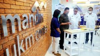 Untuk mendukung peran UKM dalam pemulihan ekonomi nasional  Bank Mandiri mengembangkan UKM Center yang mengintegrasikan layanan perbankan bagi UKM, seperti produk dana, pembiayaan dan konsultasi serta pemasaran. Hingga Juli 2020, Bank Mandiri telah menyalurkan kredit segmen UKM sebesar Rp50,3 triliun, dengan jumlah penerima sebesar 21.895 debitur.