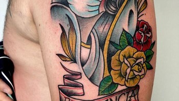 Wanita bermasker. Foto: Boredpanda