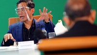 Direktur Utama PT Bank Tabungan Negara (Persero) Tbk. Pahala Nugraha Mansury memaparkan materi dalam Webinar Gampang Lho Punya Rumah di Jakarta, Jumat (14/8). Foto: dok. Bank BTN