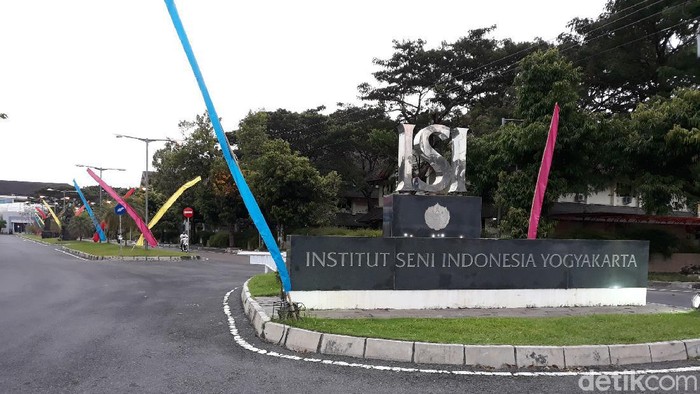 Institut Seni Indonesia (ISI) di Kecamatan Sewon, Kabupaten Bantul, Jumat (14/8/2020).