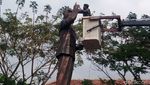 Jelang HUT RI, Kodim Boyolali Bersihkan Patung Pahlawan