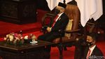 Potret Jokowi Kenakan Baju Adat Sabu di Sidang Tahunan MPR