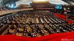 Potret Jokowi Kenakan Baju Adat Sabu di Sidang Tahunan MPR