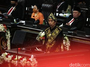 Kenali Baju Tradisional Suku Sabu yang Dikenakan Jokowi