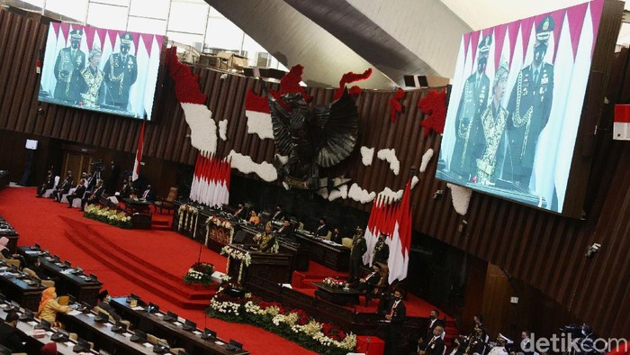 Presiden Joko Widodo (Jokowi) menyampaikan pidato di Sidang Tahunan MPR-DPR-DPD, Jumat (14/8/2020). Dalam pidatonya, ia mengatakan pemerintah tak pernah main-main untuk memberantas korupsi.