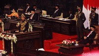 Dalam pidatonya, ia mengatakan pemerintah tak pernah main-main untuk memberantas korupsi.