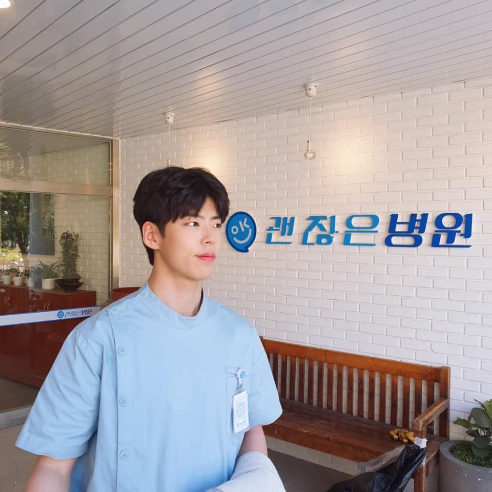 Karakter pendukung It's Okay To Not Be Okay