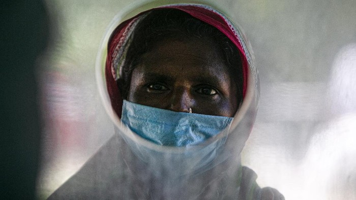 Total kematian akibat virus Corona di India telah melampaui 48 ribu orang. Angka ini tercatat sebagai total kematian tertinggi keempat di dunia, menggeser Inggris.