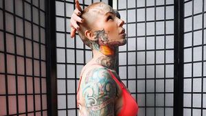 Foto: Model Terobsesi Jadi Manusia Robot, Penuh Dengan Tato & Implan Tanduk