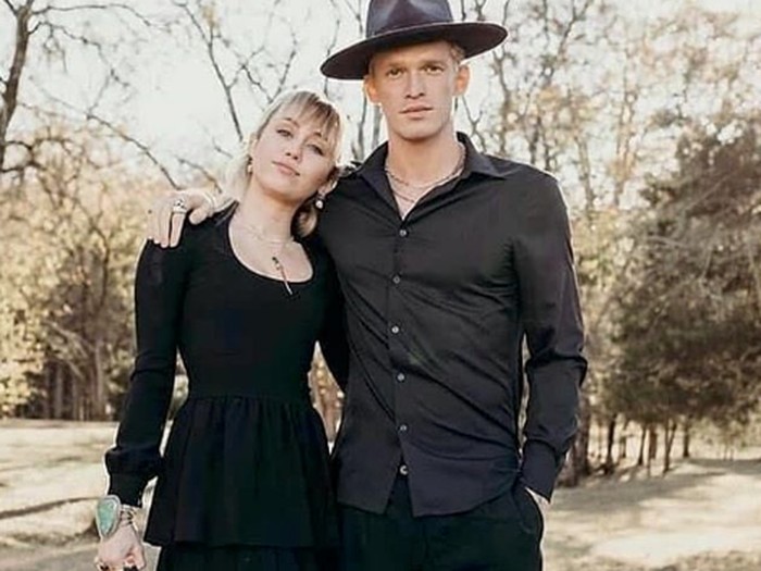 Miley Cyrus dan Cody Simpson