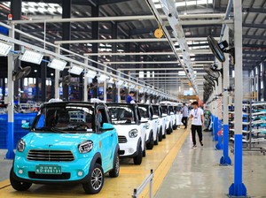 Menimbang Pembebasan Uang Muka Kredit Mobil Listrik