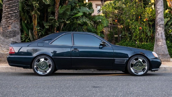 Mobil Michael Jordan Mercedes-Benz S600 Lorinser dilelang.