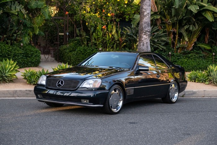 Mobil Michael Jordan Mercedes-Benz S600 Lorinser dilelang.