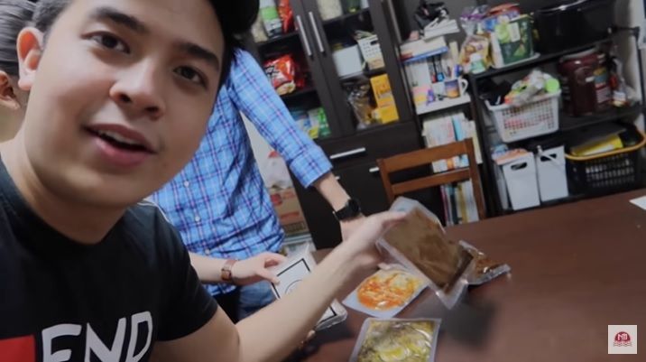 Jerome Polin Ajak Orang Jepang Makan Tempe dan Dendeng Balado