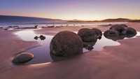 Proses erosi pun juga berperan dalam pembentukan batu ini. (iStock)