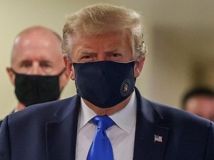 Trump Tiupkan Isu Kewarganegaraan Kamala Harris, Jurus Lama Era Obama