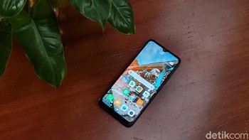 Ditenagai Helio G25. Ada dua konfigurasi yang ditawarkan RAM 2GB/ROM 32 dan RAM 3GB/ROM 32 GB . Foto: Adi Fida Rahman/detikINET