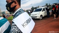 Rekonstruksi dipimpin Kasat Reskrim Polres Tangsel AKP Muharam Wibisono dan disaksikan oleh pengacara tersangka, Alvin Lim dkk.