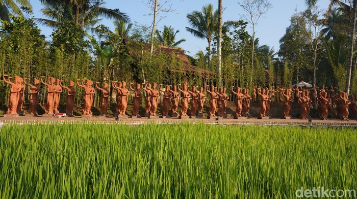 Taman Gandrung Terakota