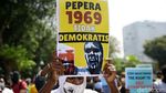 Aliansi Mahasiswa Papua Demo Kedubes AS