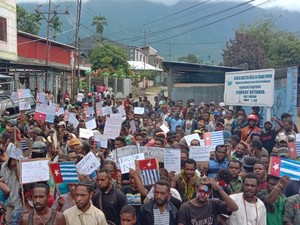 Polisi Bubarkan Aksi Demo ULMWP di Jayapura Papua