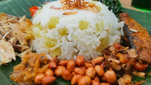 Nasi sela khas Bali