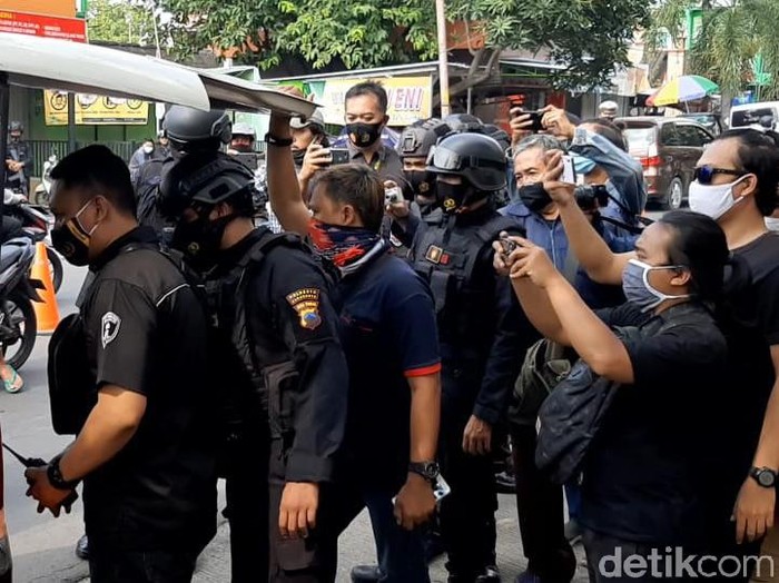 Polisi Solo gencar razia pasca-penyerangan acara anak Habib Umar Assegaf di Solo, Sabtu (15/8/2020).